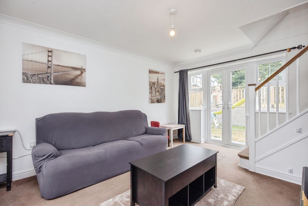 Property photo 3 of 19 Pbox-Img.Jpg