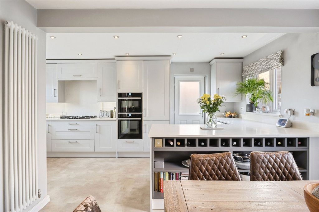 Property photo 2 of 25 Picture No. 59