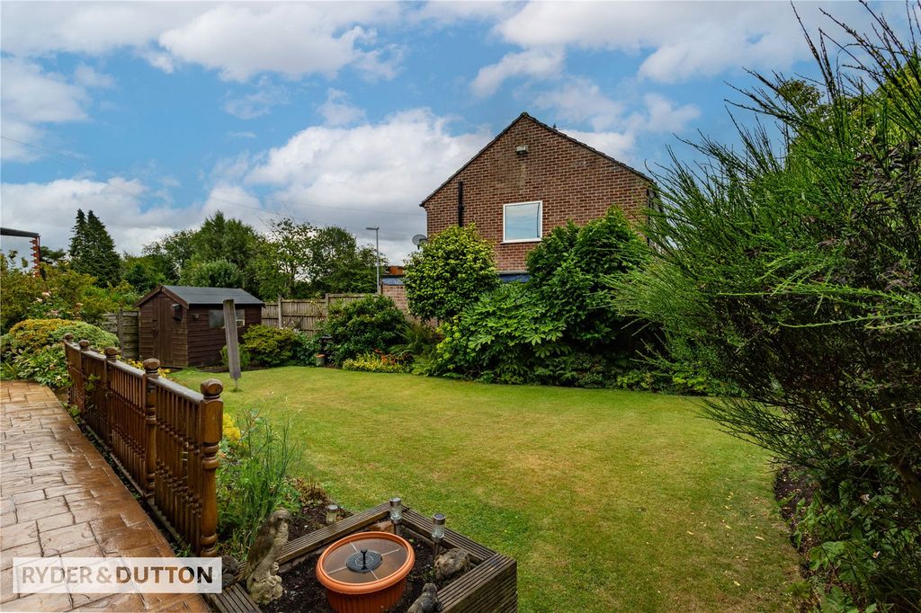 Property photo 2 of 28 Picture No. 25