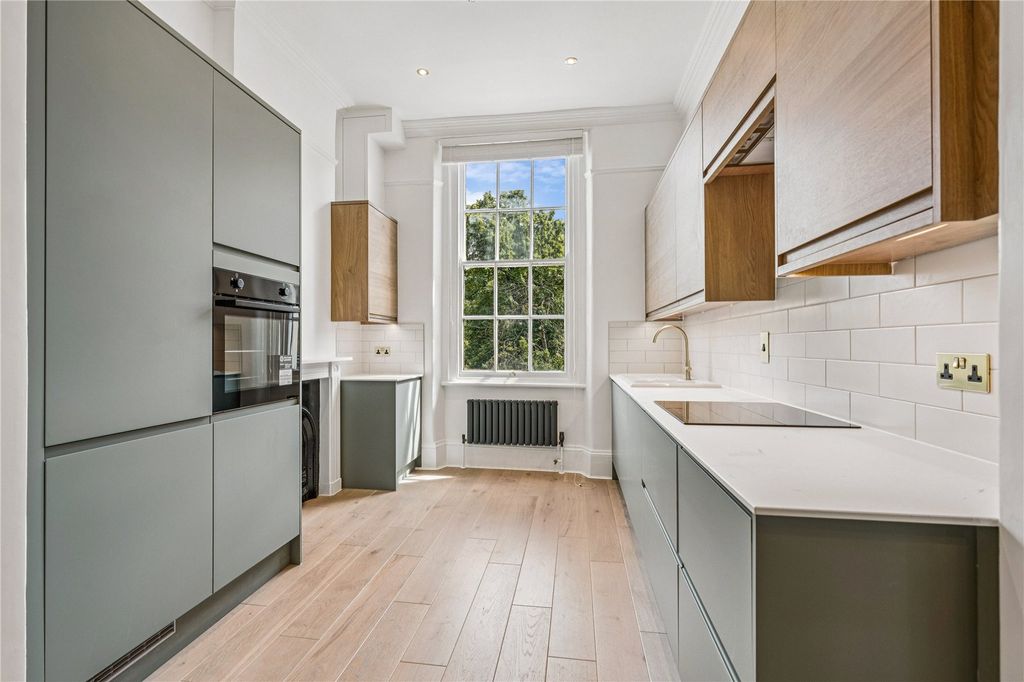 Property photo 2 of 16 Picture No. 07