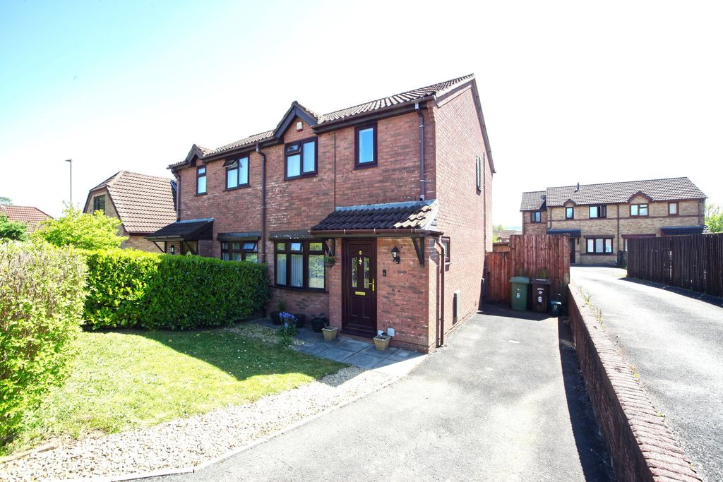 Property photo 1 of 24