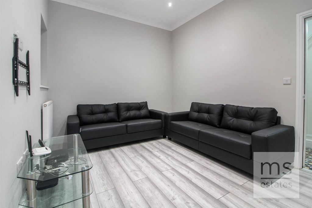 Property photo 2 of 15 Img_0356.Jpg
