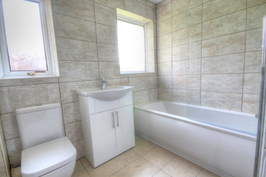 Property photo 3 of 12 Picture No. 06