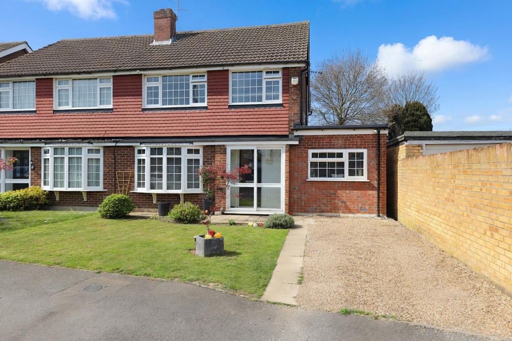 Property photo 1 of 19 Front