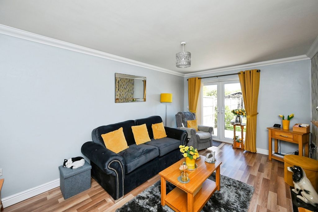 Property photo 2 of 14 Pbox-Img.Jpg