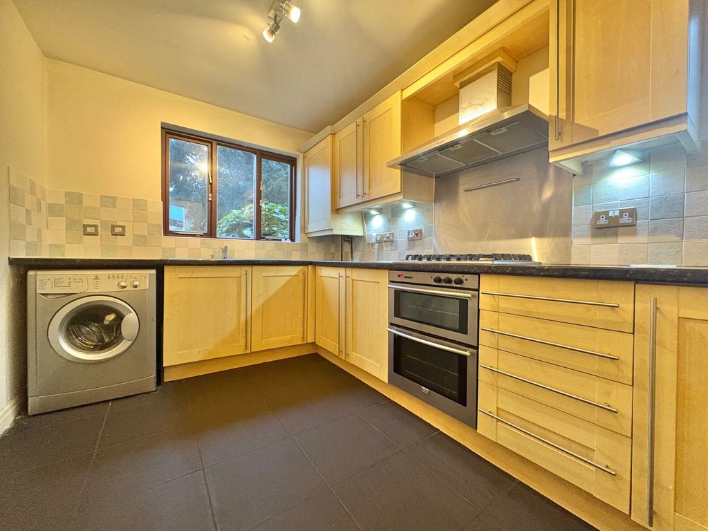 Property photo 2 of 20 Picture No. 65