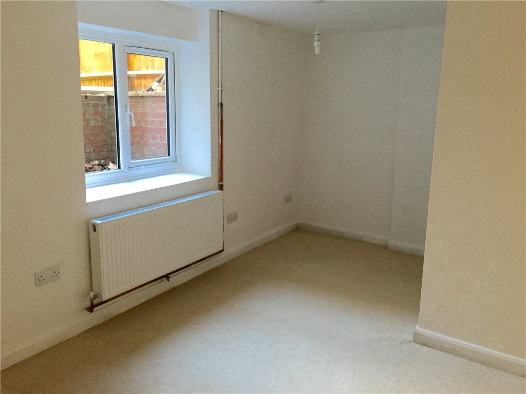 Property photo 2 of 6 Picture 2