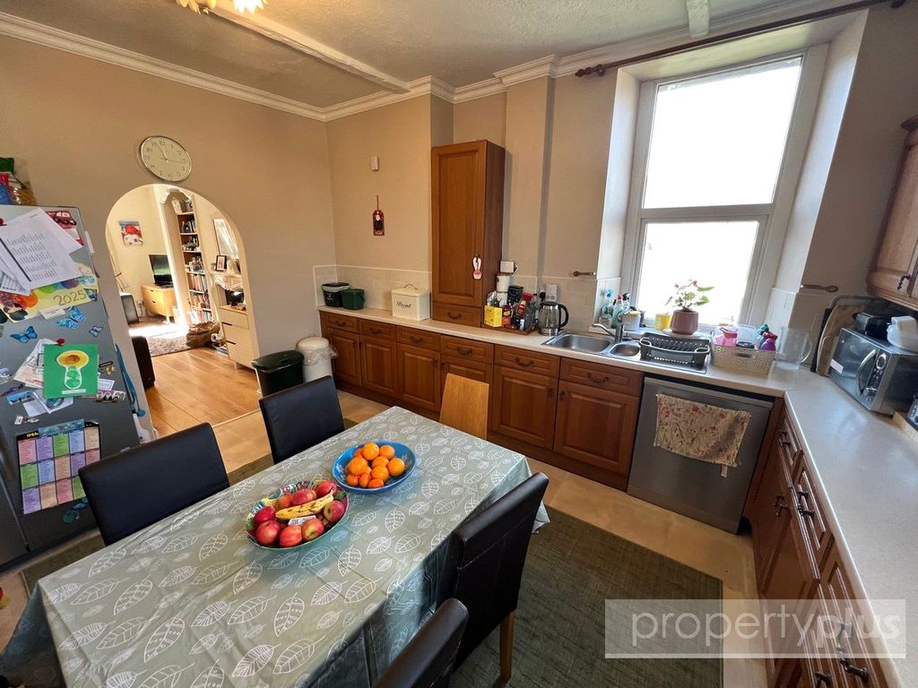 Property photo 3 of 28 Picture No. 16