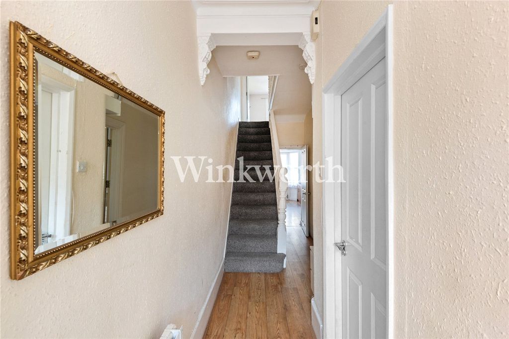 Property photo 2 of 13 Picture No. 02