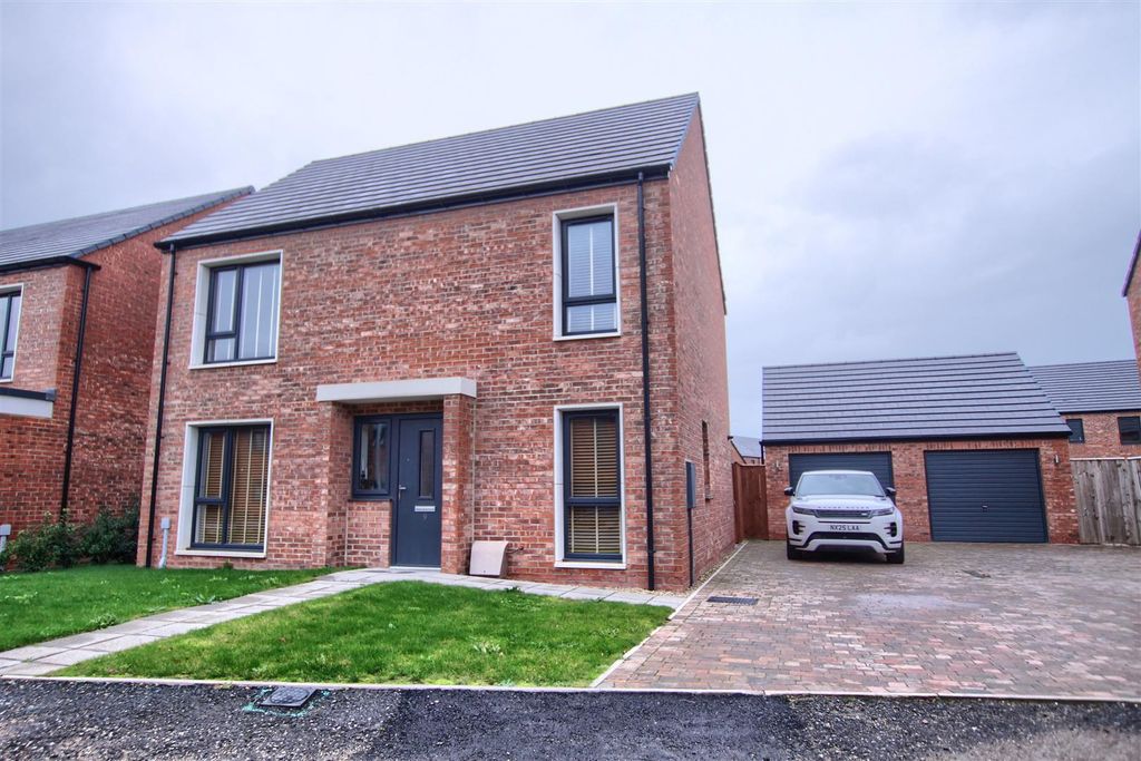 Property photo 1 of 12 As1.Jpg