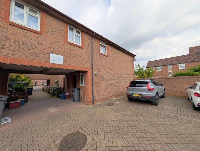 Property photo 1 of 7