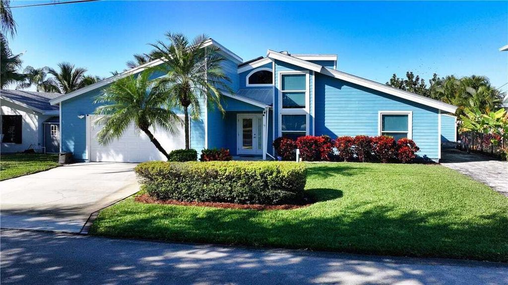 Property photo 1 of 31