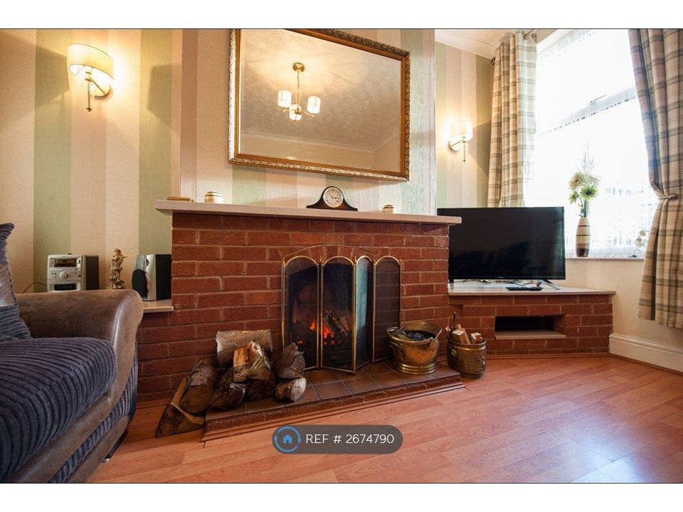 Property photo 2 of 15