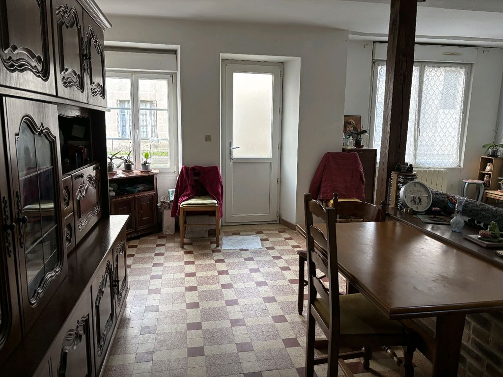 Property photo 3 of 7