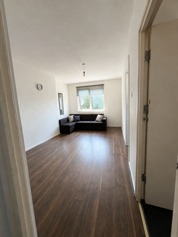 Property photo 1 of 4