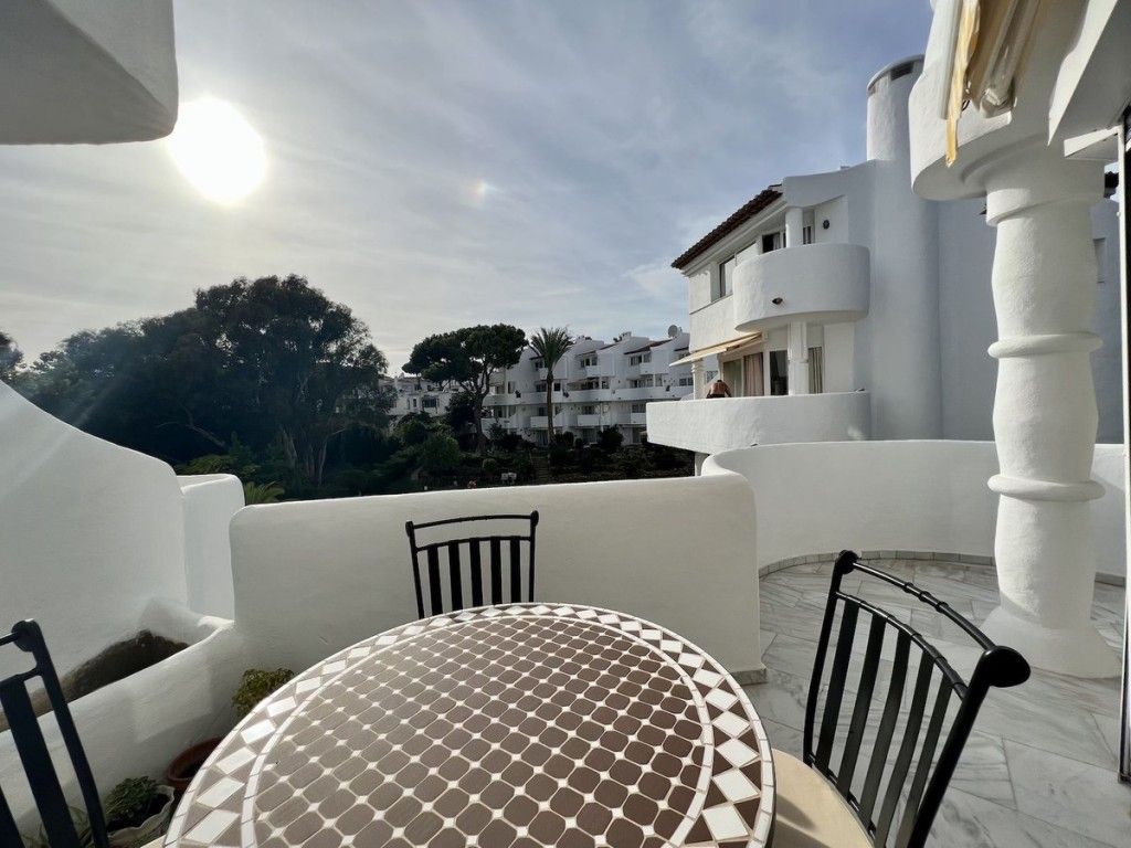 Property photo 2 of 20 Terrace