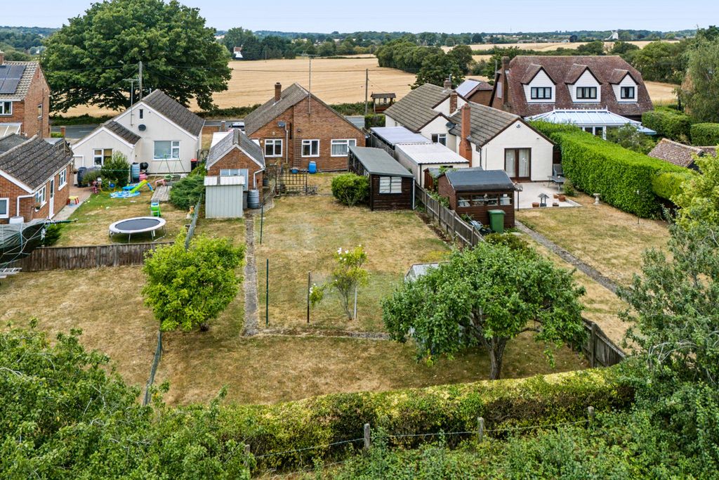 Property photo 2 of 11