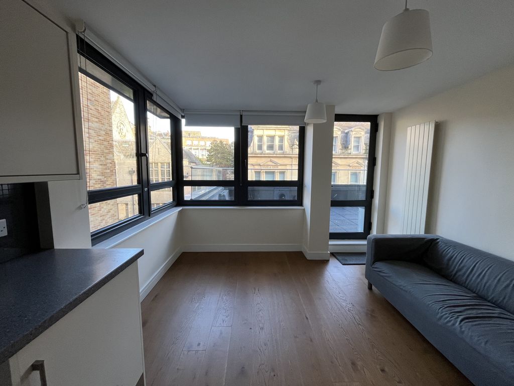 Property photo 3 of 14 Img_0427