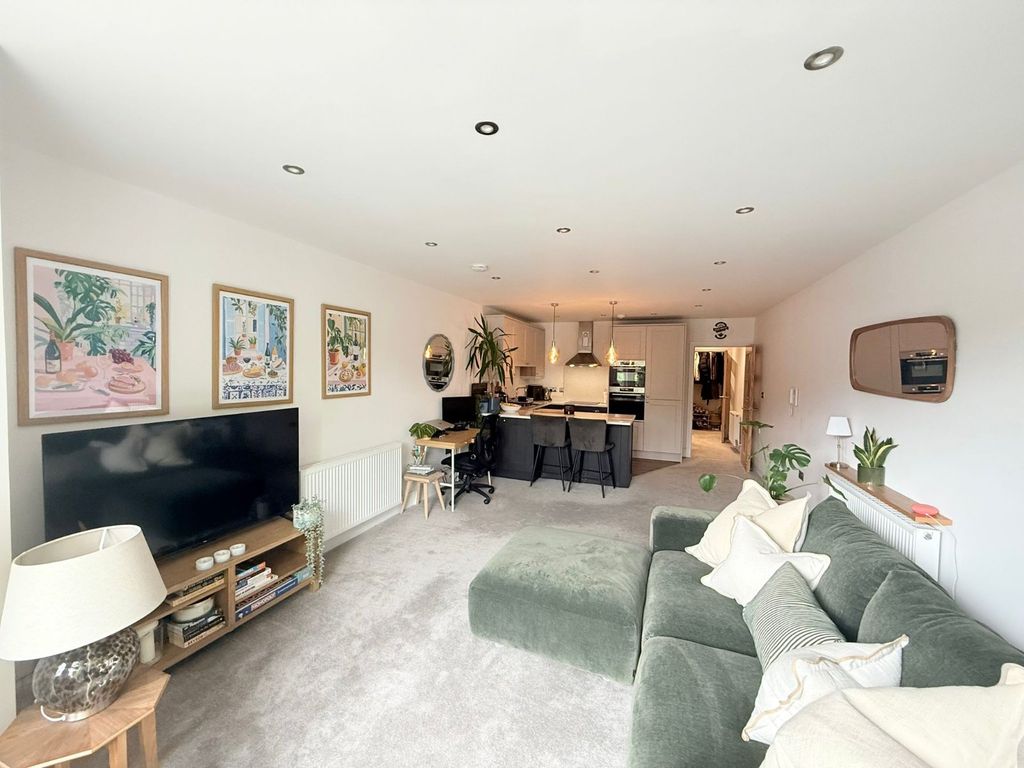 Property photo 3 of 10 Picture No. 09
