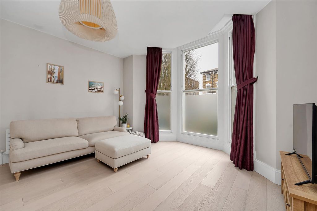 Property photo 3 of 12 19615109 (6).Jpg