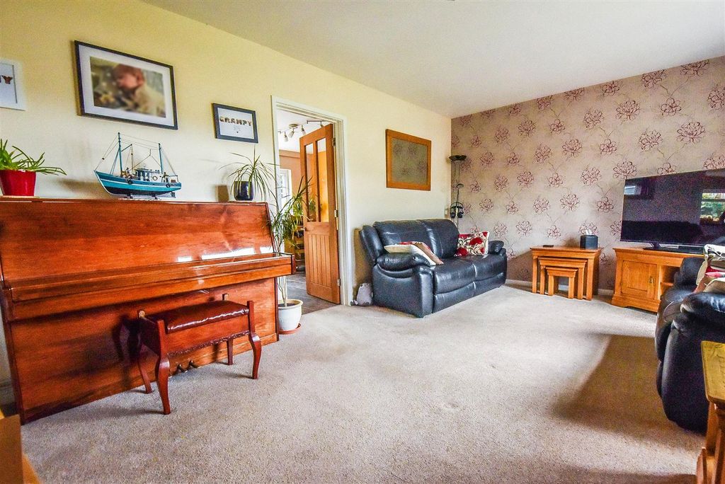 Property photo 3 of 16 Cp4_0128-2.Jpg