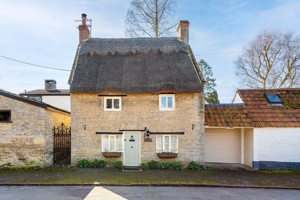 Property photo 1 of 22