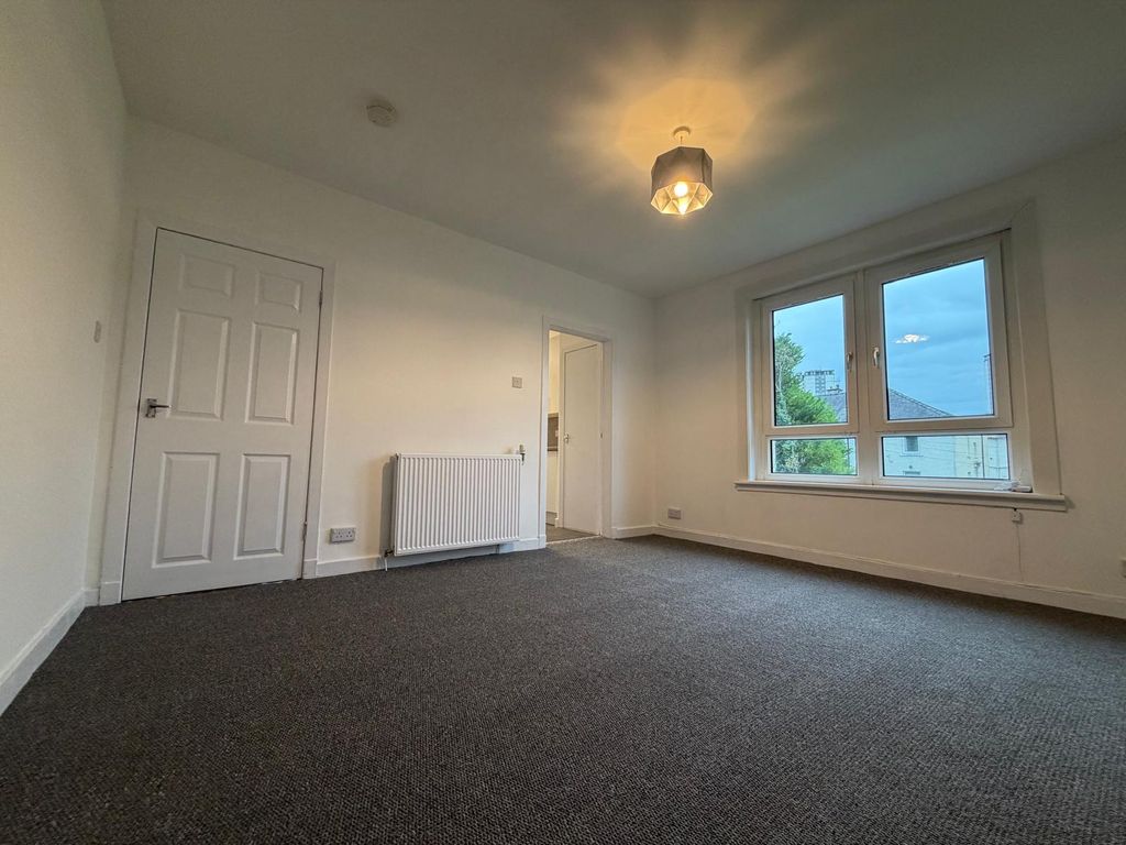 Property photo 2 of 13 2