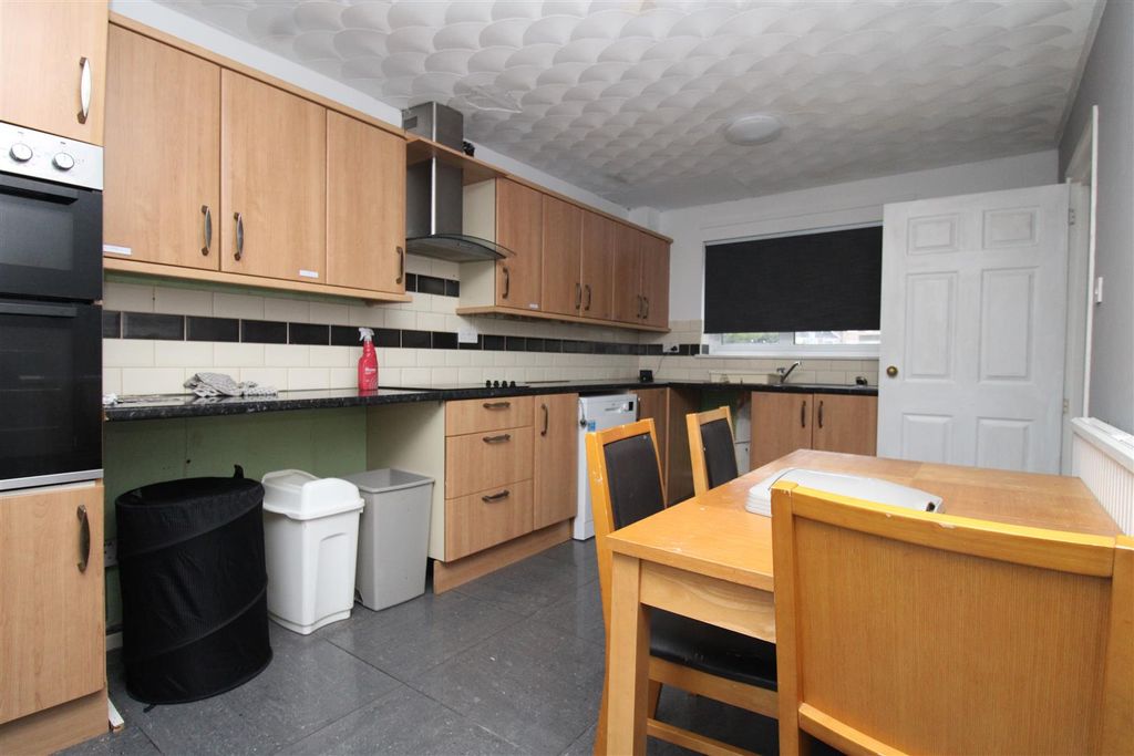 Property photo 2 of 12 Img_6652.Jpg