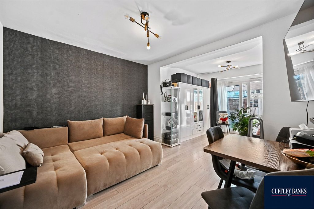 Property photo 1 of 11 Picture No. 01