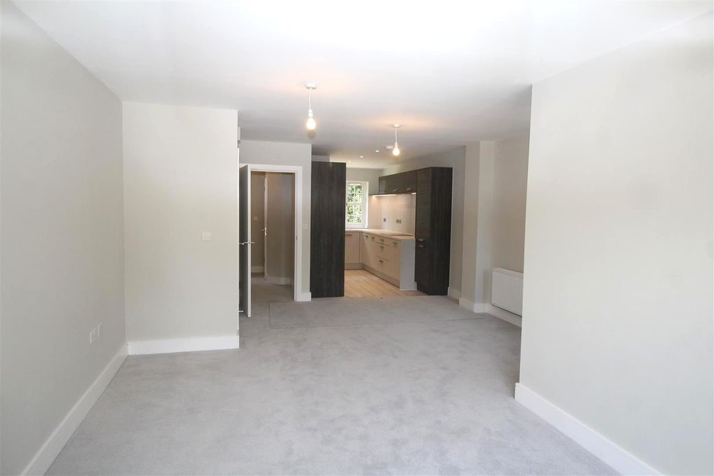 Property photo 3 of 13 Reception Room