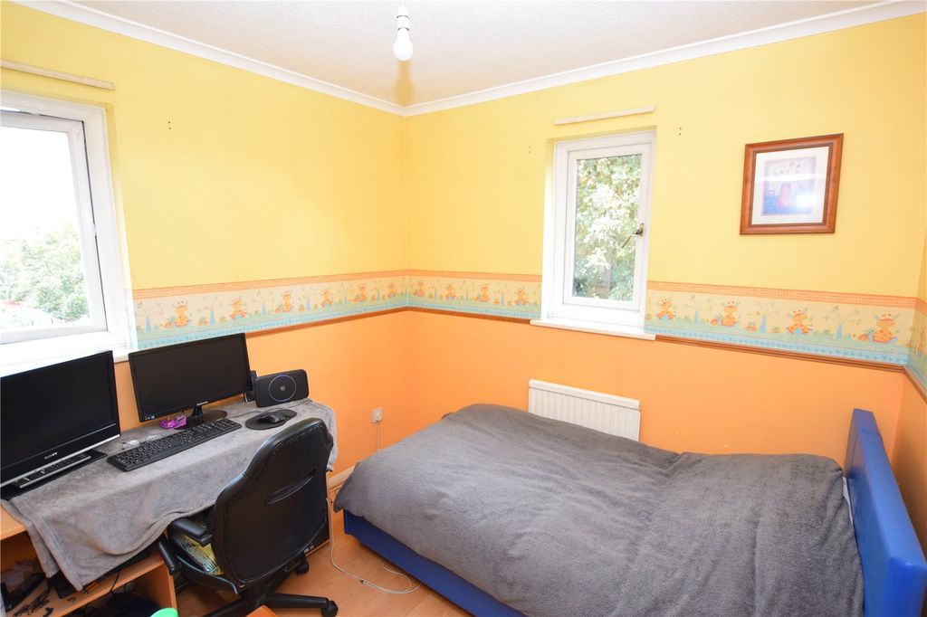 Property photo 3 of 13 Bedroom