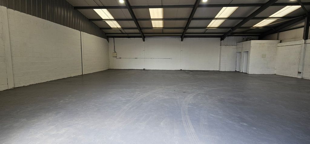Property photo 2 of 2