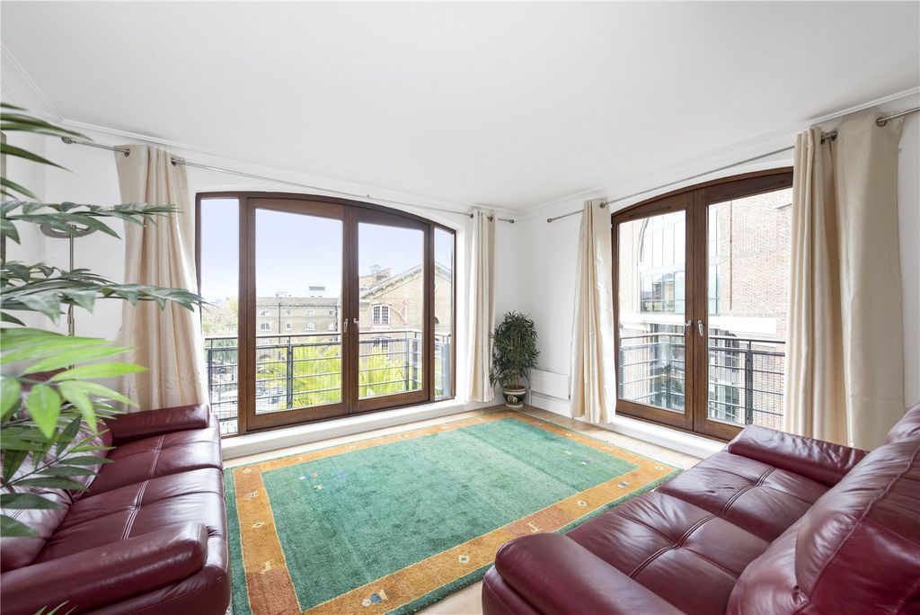 Property photo 3 of 13 Picture No. 05