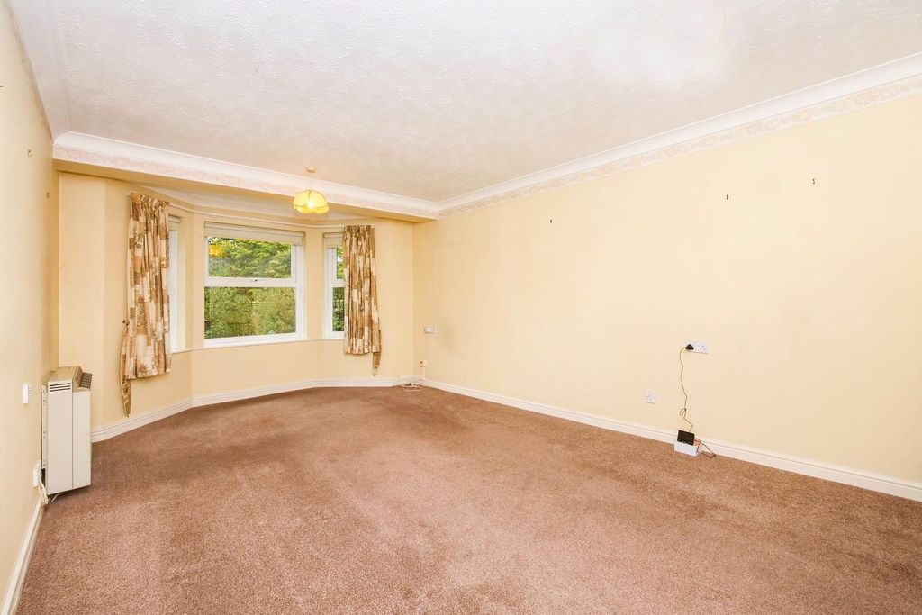 Property photo 2 of 14 Pnmb0107.Jpg