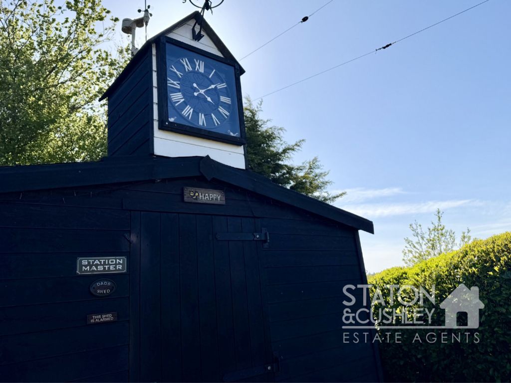 Property photo 3 of 27