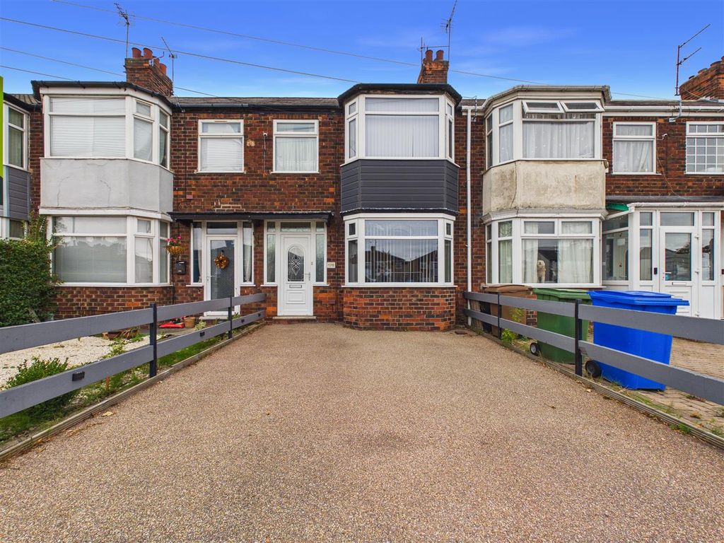 Property photo 1 of 9 Cam05193G0-Pr0220-Still010.Jpg