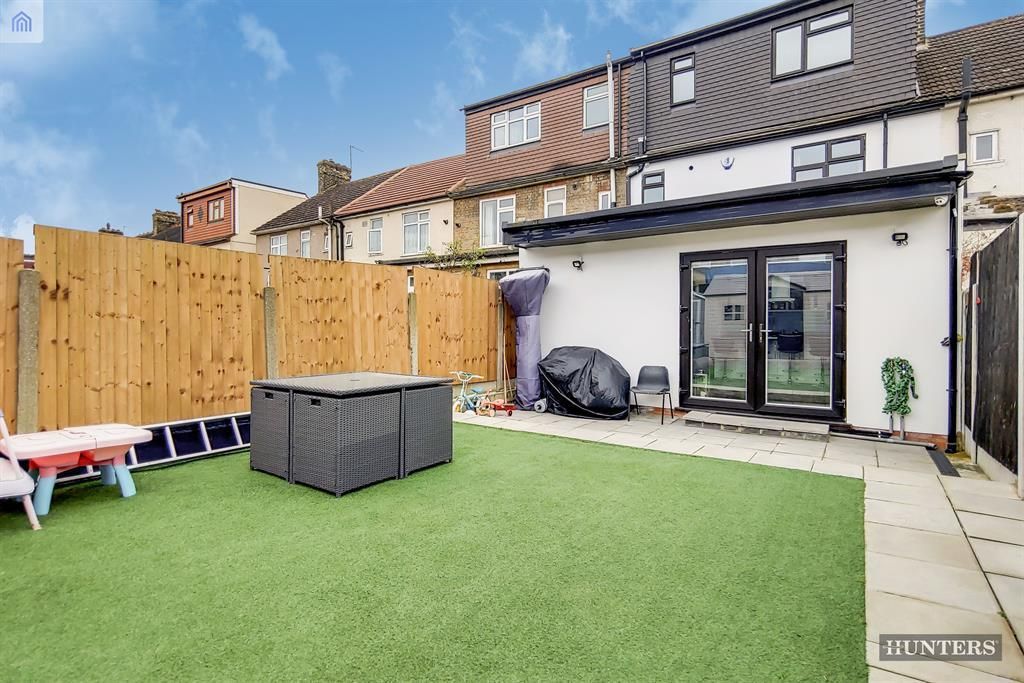 Property photo 3 of 18