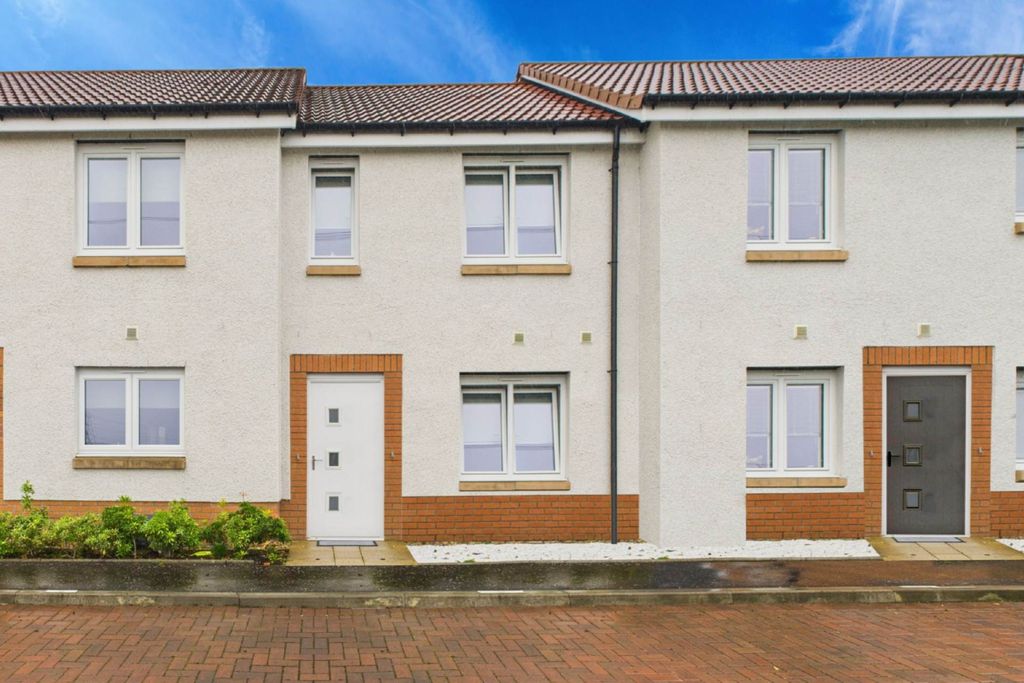 Property photo 2 of 22