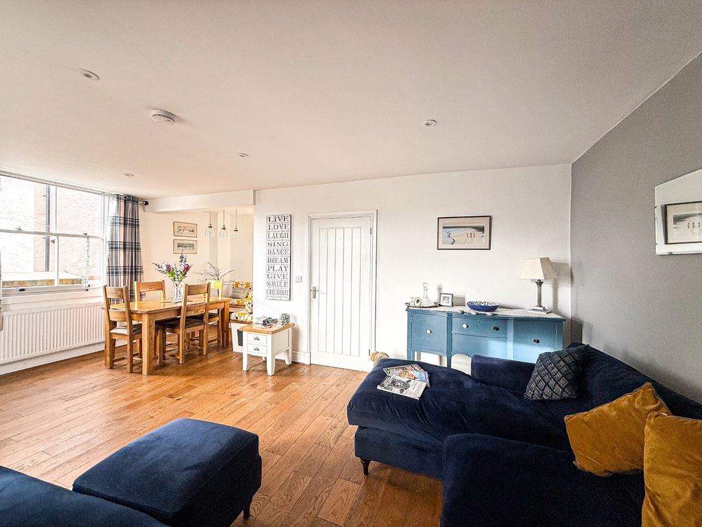 Property photo 2 of 18 4859462