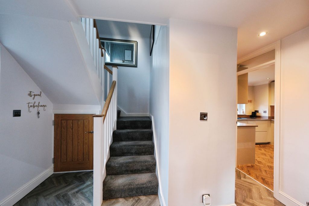 Additional image 5 of 5 bed detached house for saleLawn Close, Heanor DE75