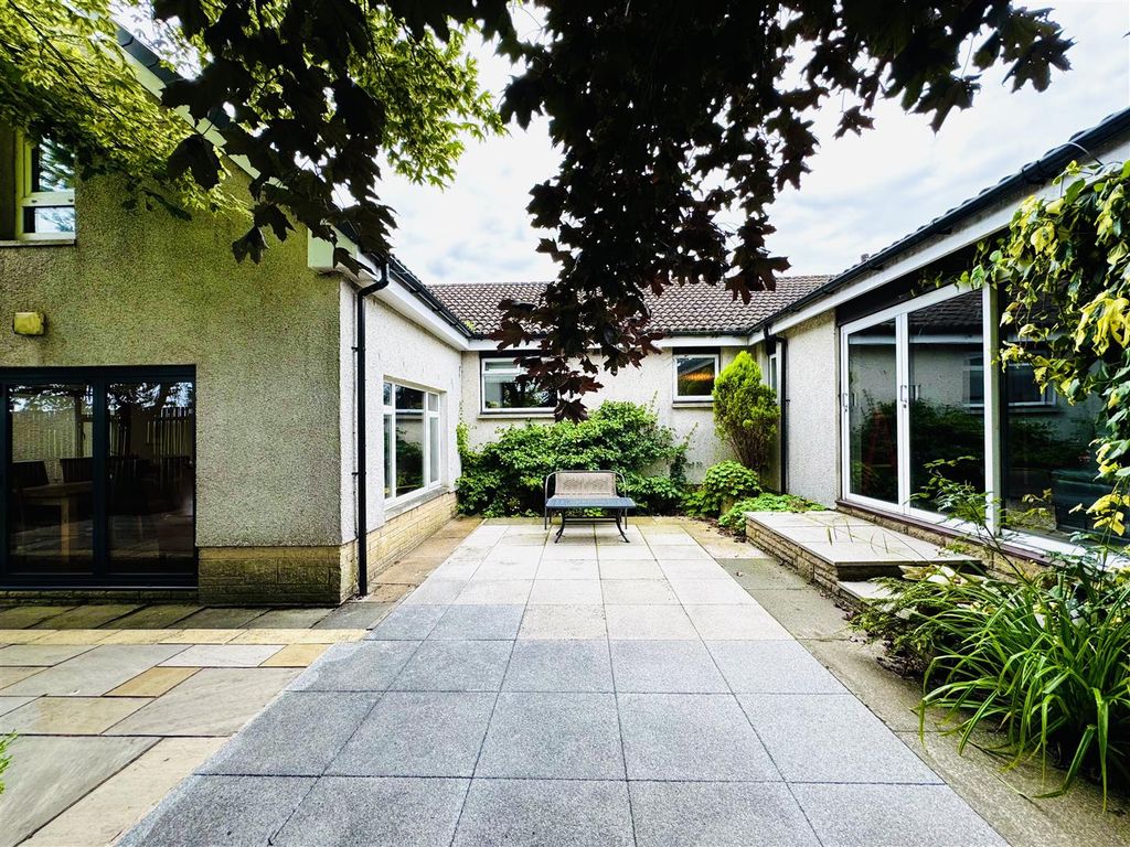 Property photo 2 of 30 Exterior