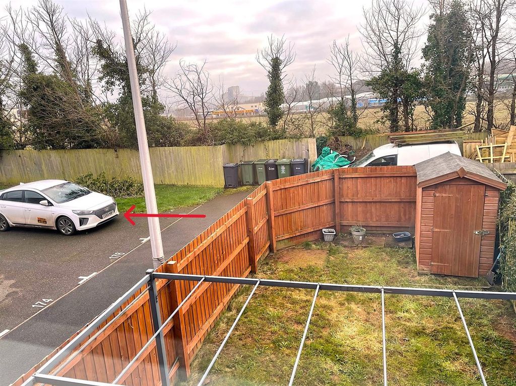 Property photo 3 of 28 Rear Garden &amp; Parking