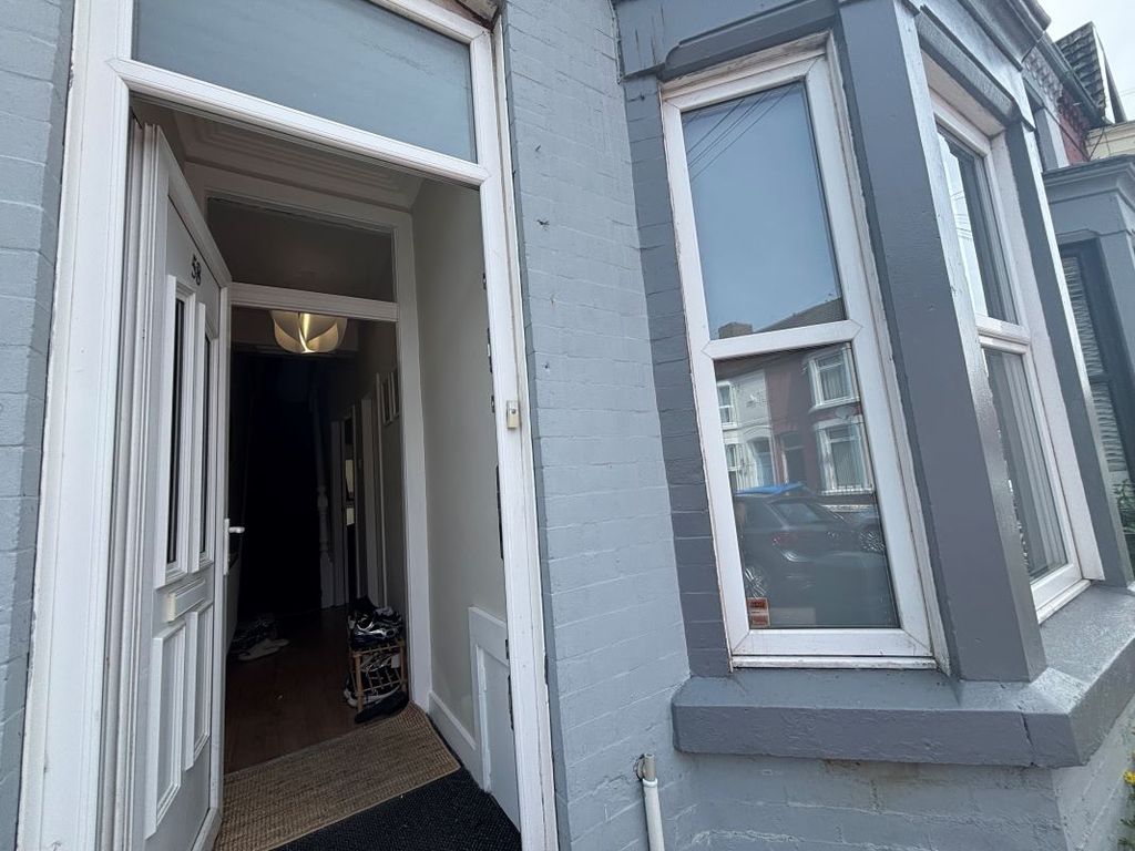 Property photo 3 of 17