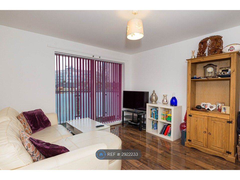 Property photo 3 of 14
