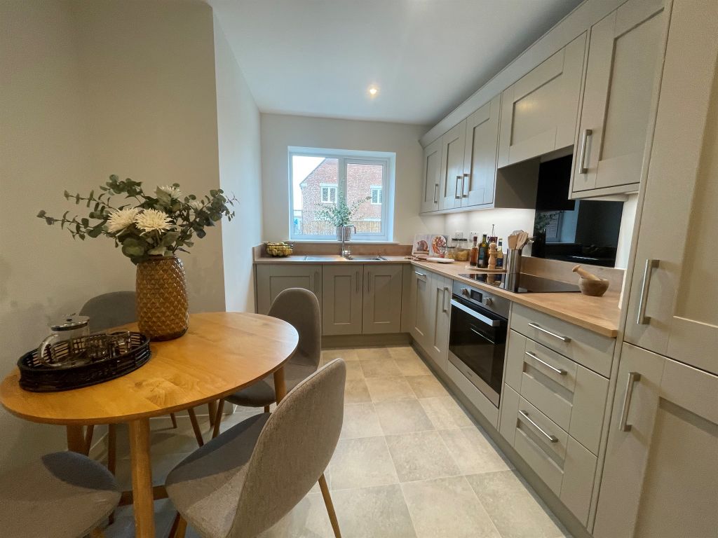 Property photo 2 of 20