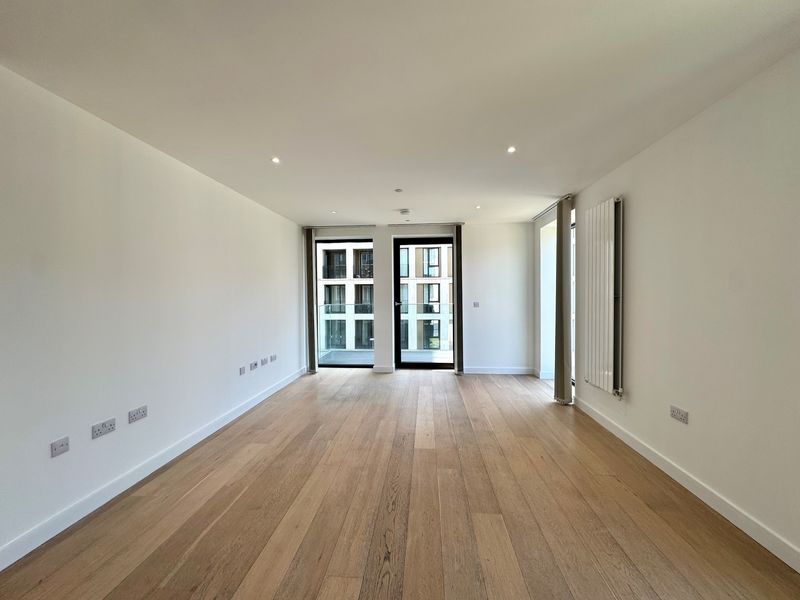 Property photo 3 of 10 Photo 7