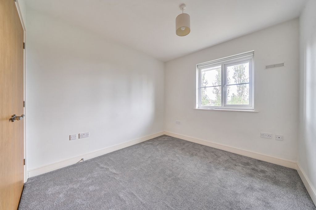 Property photo 3 of 13 1521668 (11).Jpg