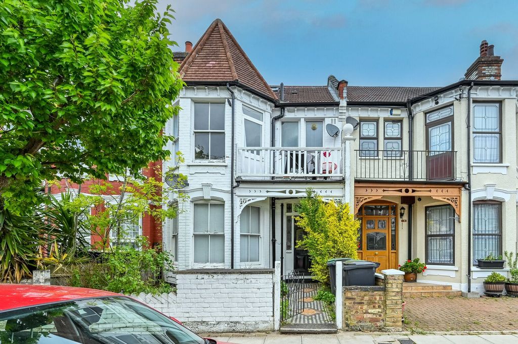 Property photo 1 of 12