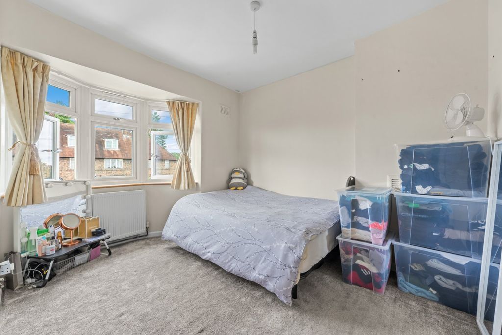 Property photo 3 of 11 Picture No. 30