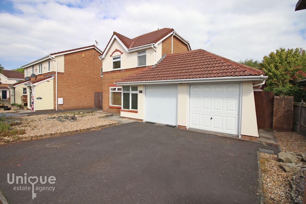 Property photo 1 of 23